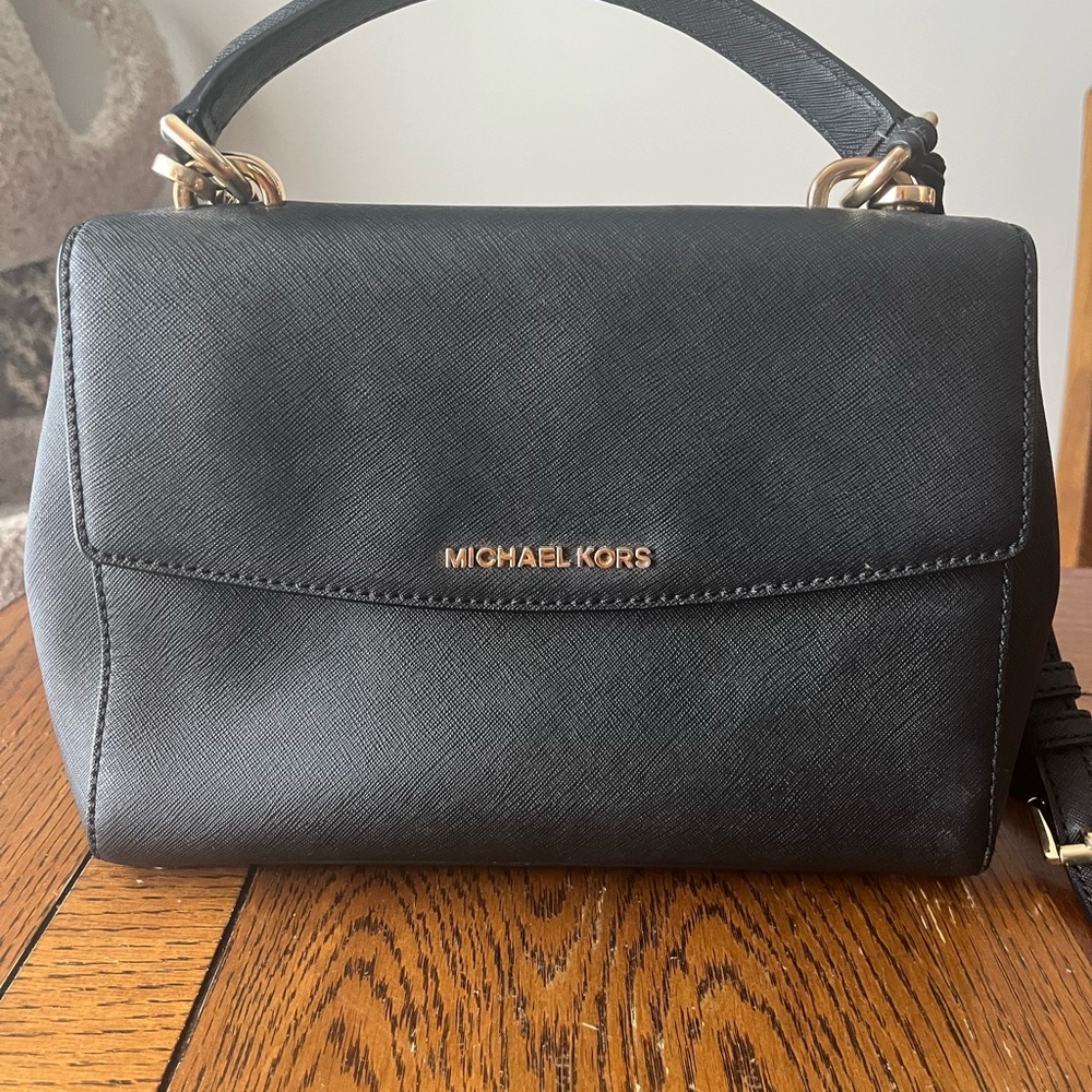 Michael Kors Crossbody
